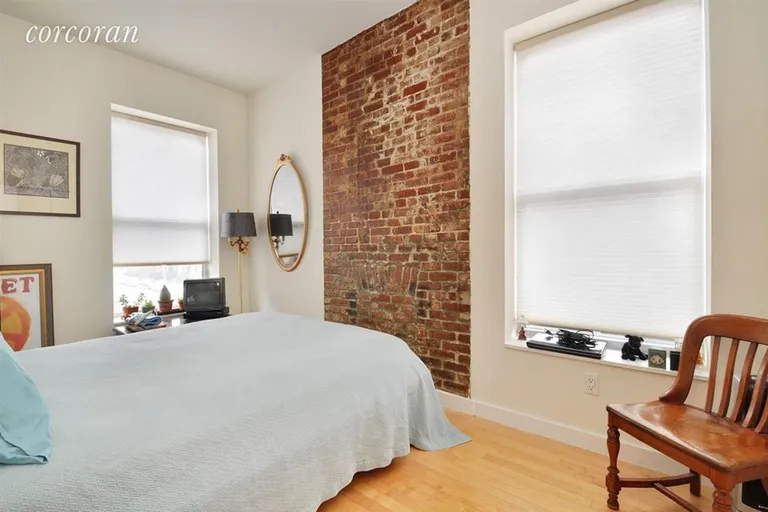 New York City Real Estate | View 524 Saint Johns Place, 2A | room 2 | View 3