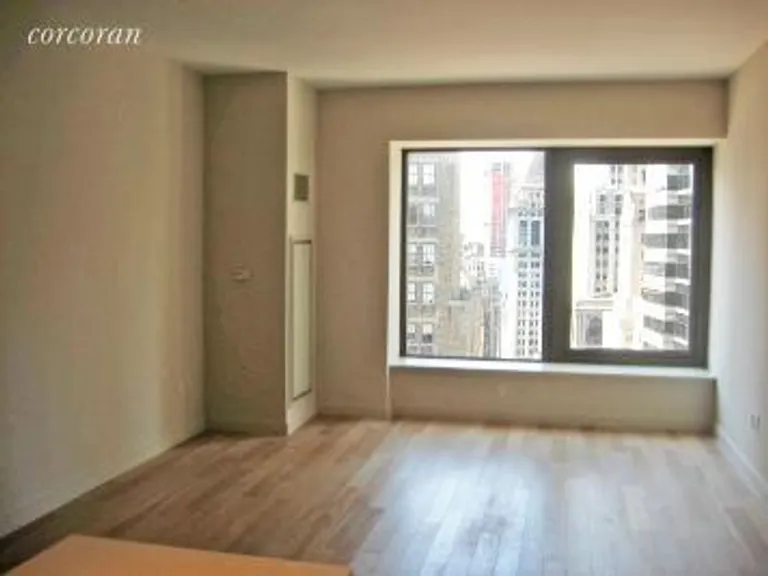 New York City Real Estate | View 75 Wall Street, 35K | room 1 | View 2