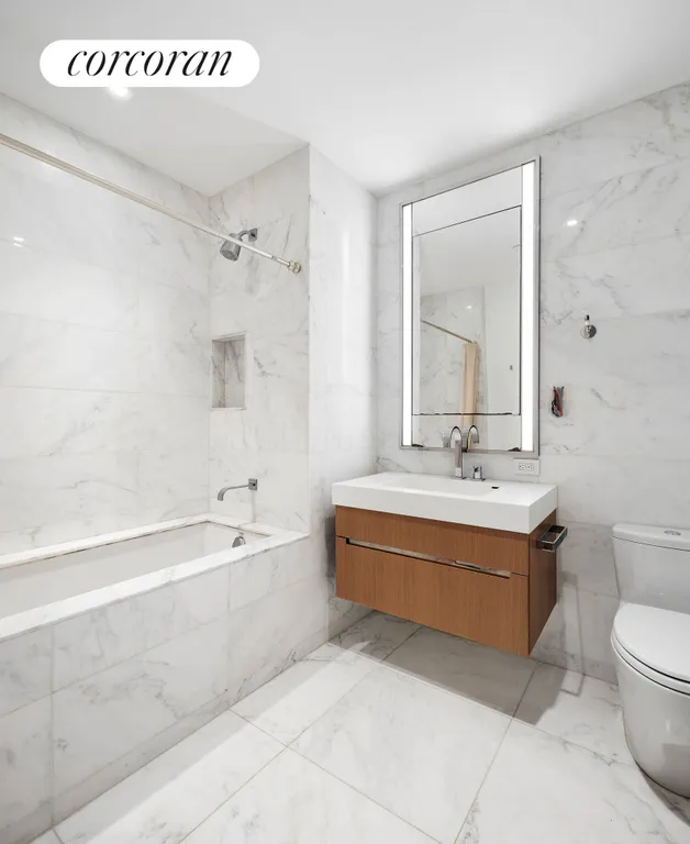 New York City Real Estate | View 1 West End Avenue, 10D | Full Bathroom | View 9