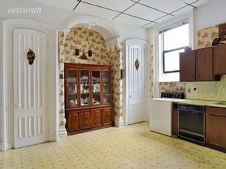 New York City Real Estate | View 377 Grand Avenue | room 1 | View 2
