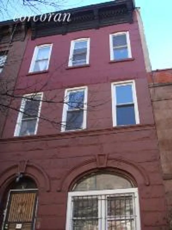 New York City Real Estate | View 38 Macon Street, 2nd Floor | 1.5 Beds, 1 Bath | View 1