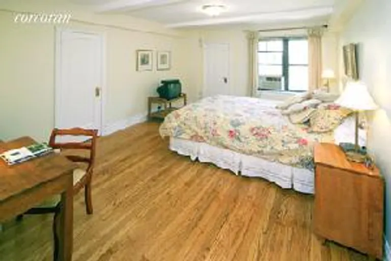 New York City Real Estate | View 200 East 16th Street, 5D | room 1 | View 2