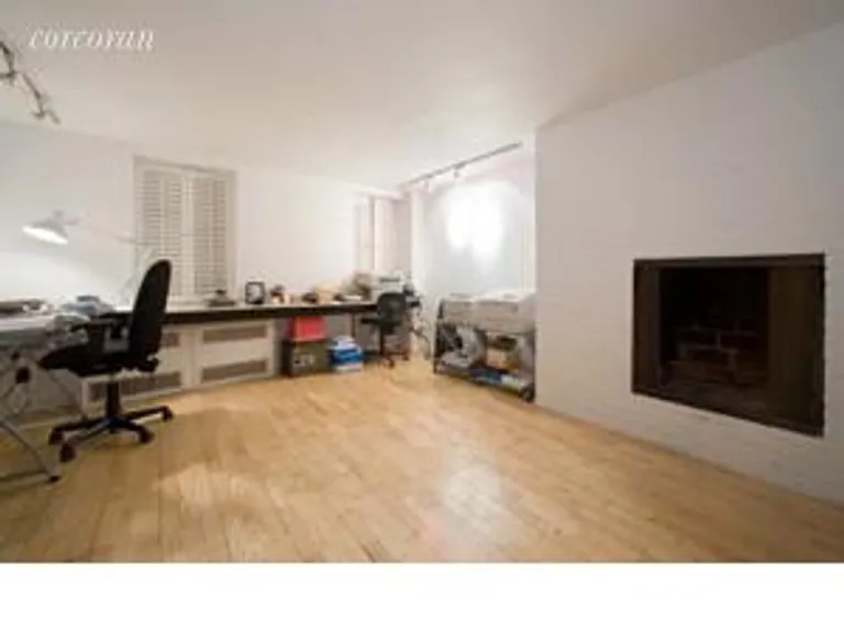 New York City Real Estate | View 425 East 50th Street, 2 | room 1 | View 2
