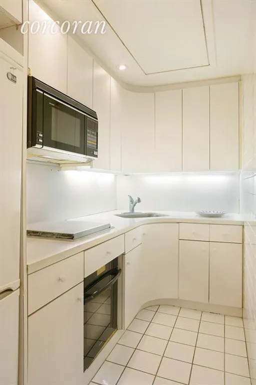 New York City Real Estate | View 106 West 87th Street, 3A | Kitchen | View 3