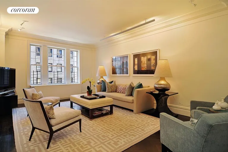 New York City Real Estate | View 40 East 83rd Street, 6S | 4 Beds, 2 Baths | View 1