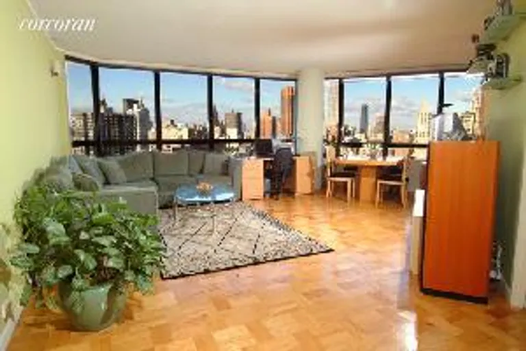 New York City Real Estate | View 630 First Avenue, 34L | 2 Beds, 3 Baths | View 1