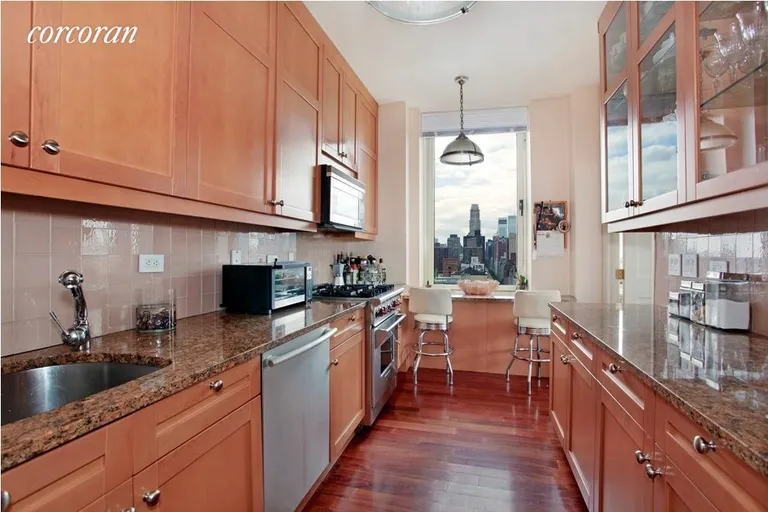 New York City Real Estate | View 201 East 80th Street, 23A | room 2 | View 3