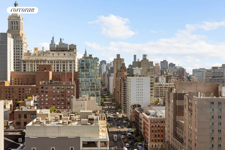 New York City Real Estate | View 115 East 9th Street, 20E | room 9 | View 10