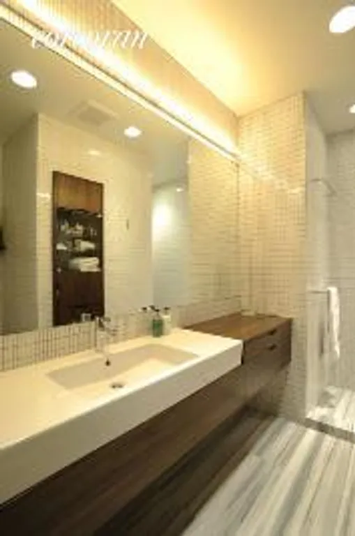 New York City Real Estate | View 39 West 67th Street, 403 | Master Bathroom | View 5