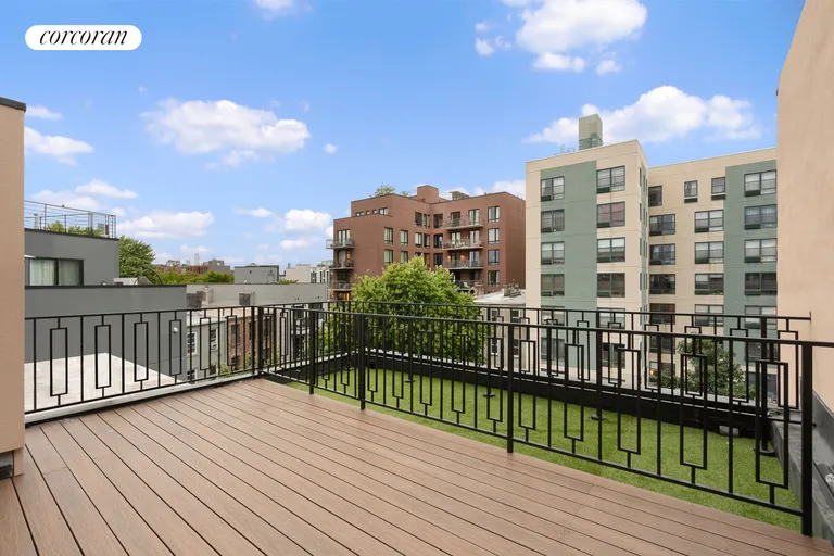New York City Real Estate | View 141 Lefferts Place | room 16 | View 17