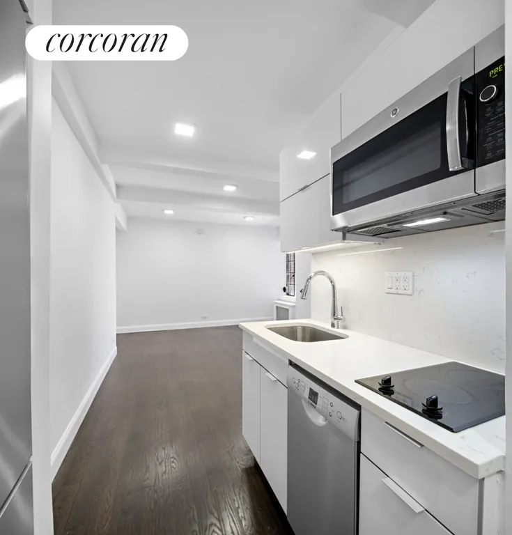 New York City Real Estate | View 25 Tudor City Place, 1607 | 1 Bath | View 1