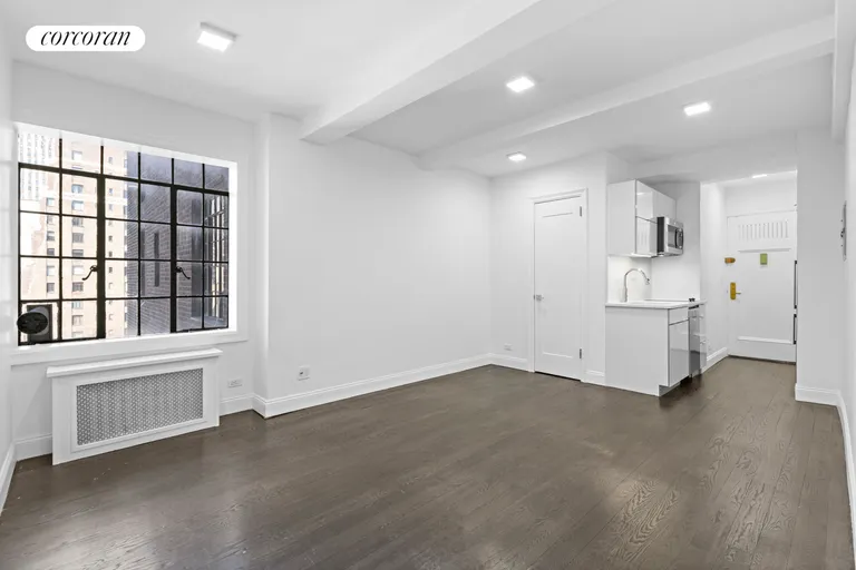 New York City Real Estate | View 25 Tudor City Place, 1607 | room 3 | View 4