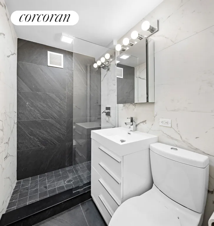 New York City Real Estate | View 25 Tudor City Place, 1607 | room 5 | View 6