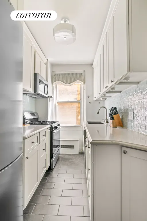 New York City Real Estate | View 400 East 59th Street, 5A | room 1 | View 2
