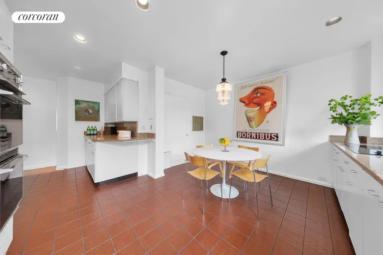 New York City Real Estate | View 40 East 88th Street, 12B | room 5 | View 6