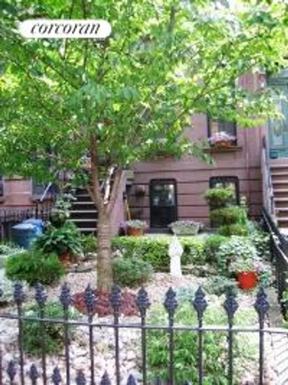 New York City Real Estate | View 72 3rd place, 2 | room 11 | View 12