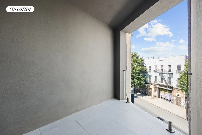 New York City Real Estate | View 1048 Flushing Avenue, 2L | room 3 | View 4