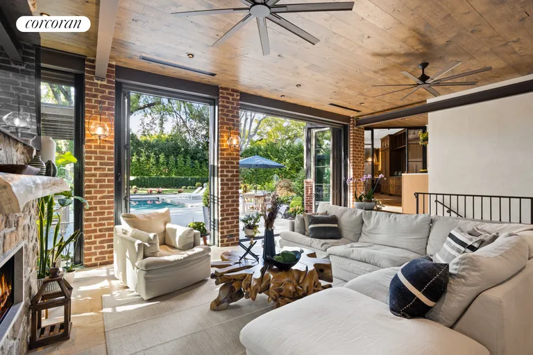 New York City Real Estate | View 176 Benedict Road | room 13 | View 14