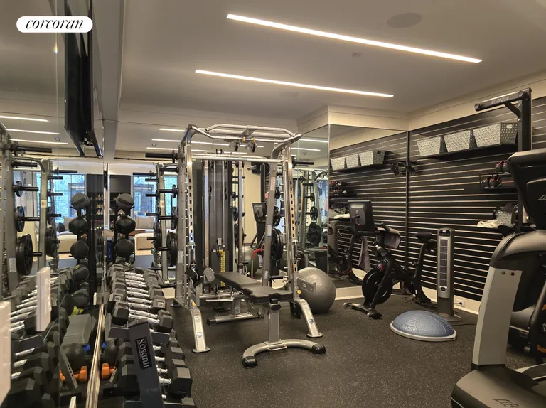 New York City Real Estate | View 176 Benedict Road | room 39 | View 40