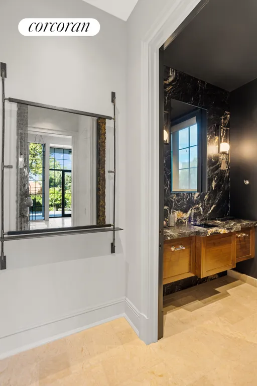 New York City Real Estate | View 176 Benedict Road | room 32 | View 33