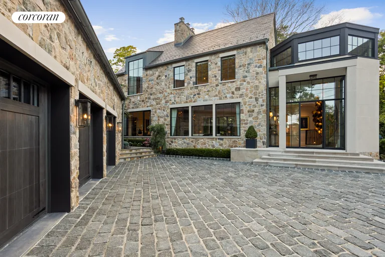 New York City Real Estate | View 176 Benedict Road | room 46 | View 47