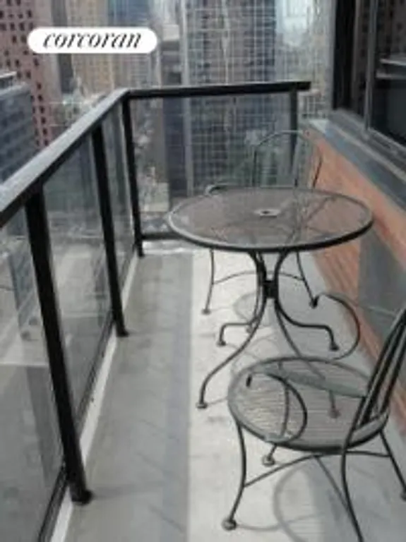 New York City Real Estate | View 255 East 49th Street, 24E | room 7 | View 8