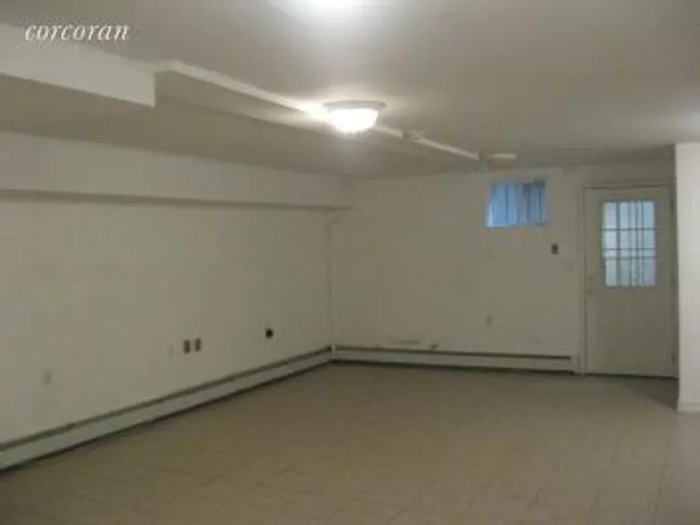 New York City Real Estate | View 183 Greene Avenue, 1 | room 1 | View 2