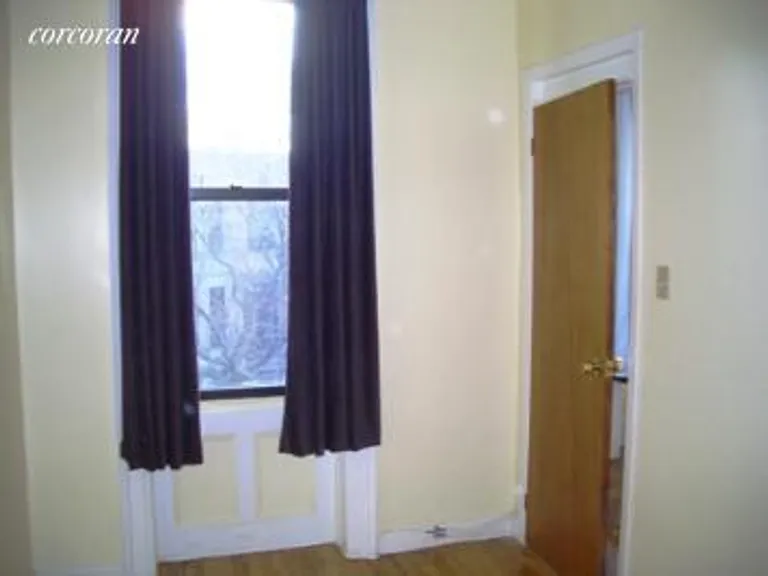 New York City Real Estate | View 1447 Dean Street, 3 | room 5 | View 6