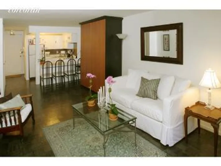 New York City Real Estate | View 211 Thompson Street, 2N | room 2 | View 3