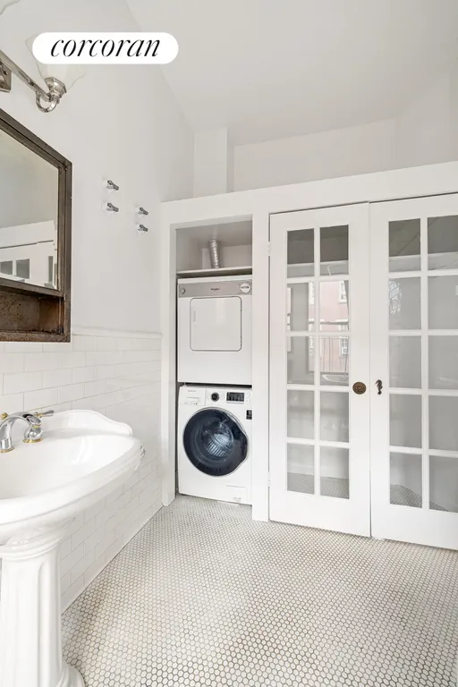 New York City Real Estate | View 237 Eldridge Street, 34 | room 5 | View 6