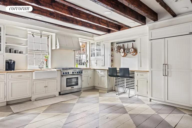 New York City Real Estate | View 18 Commerce Street | room 9 | View 10