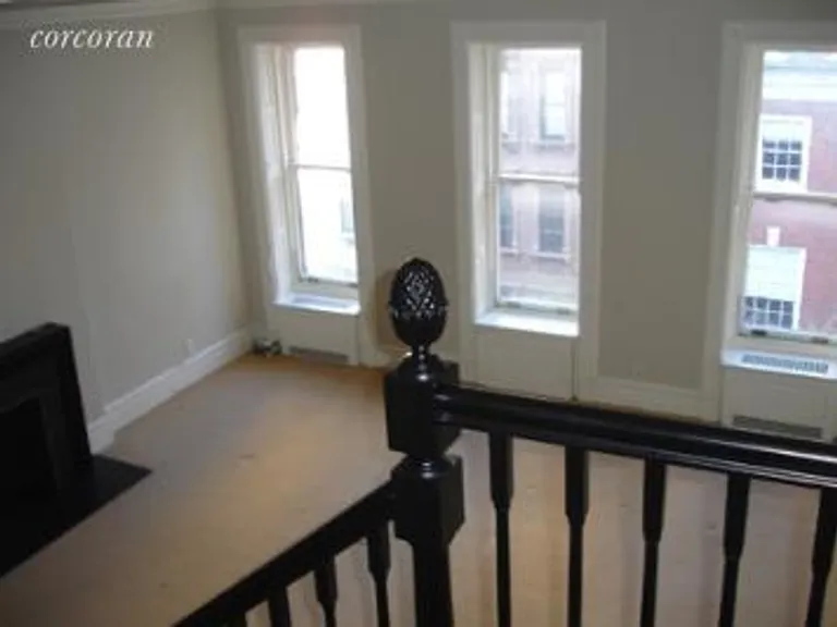 New York City Real Estate | View 40 East 75th Street, 5PH | room 2 | View 3