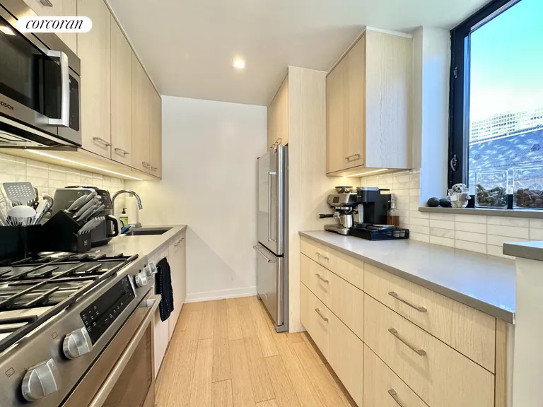 New York City Real Estate | View 1 Columbus Place, S8G | room 3 | View 4