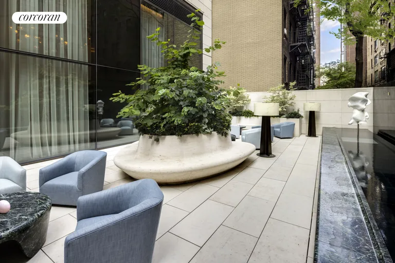 New York City Real Estate | View 430 East 58th Street, PH80 | room 10 | View 11