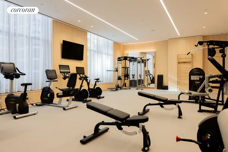New York City Real Estate | View 430 East 58th Street, PH80 | room 11 | View 12