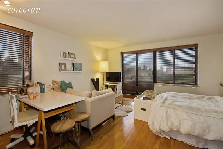 New York City Real Estate | View 181 Seventh Avenue, 8A | Living Room | View 2