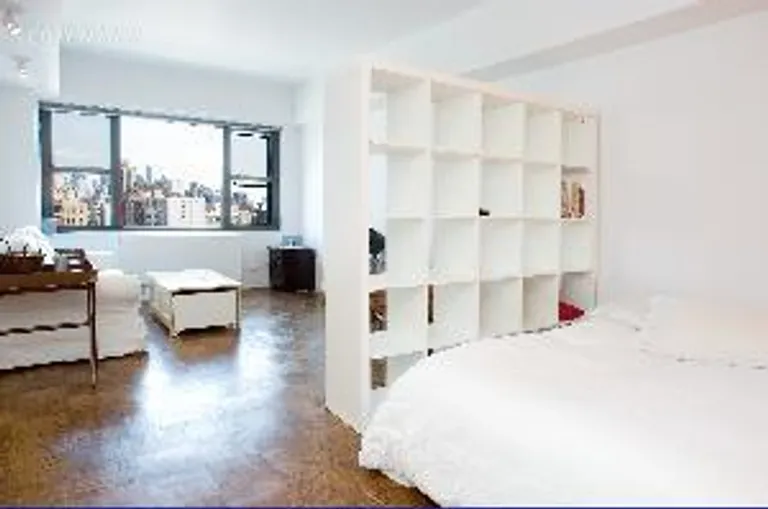 New York City Real Estate | View 115 East 9th Street, 18J | 1 Bath | View 1