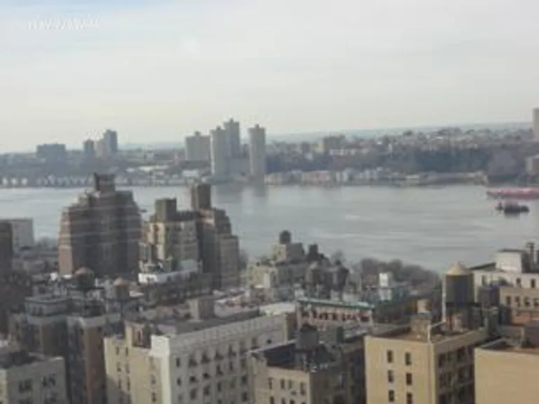 New York City Real Estate | View 2628 Broadway, 26A | room 1 | View 2