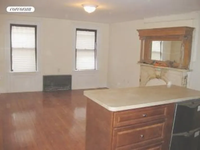New York City Real Estate | View 186 Madison Street, 1 | room 3 | View 4