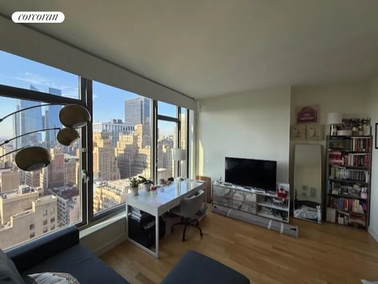New York City Real Estate | View 105 West 29th Street, 29B | room 4 | View 5