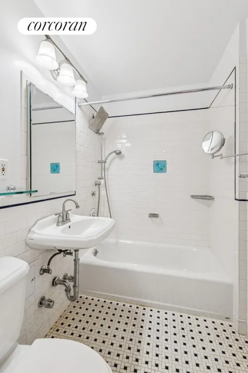 New York City Real Estate | View 345 East 93rd Street, 19E | Full Bathroom | View 5