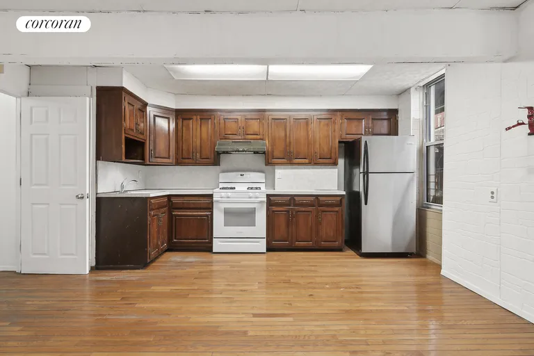 New York City Real Estate | View 62-60 60th Street | room 4 | View 5