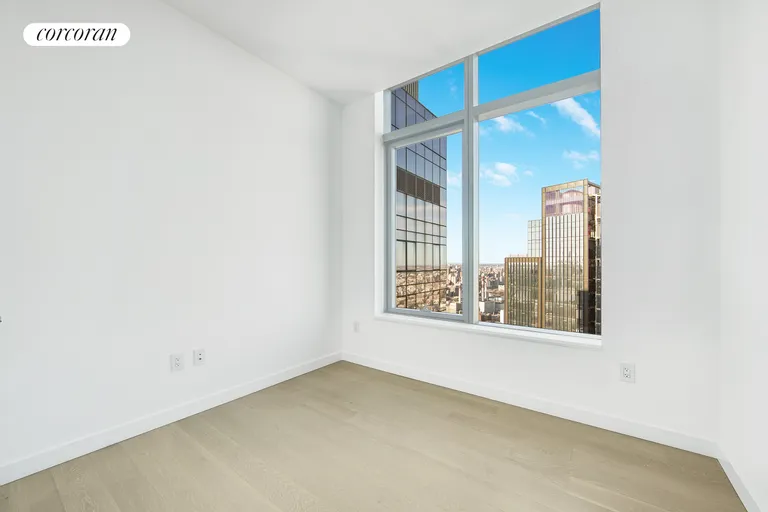New York City Real Estate | View 3 Court Square, PH406 | room 12 | View 13