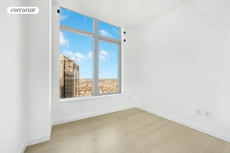 New York City Real Estate | View 3 Court Square, PH406 | room 14 | View 15