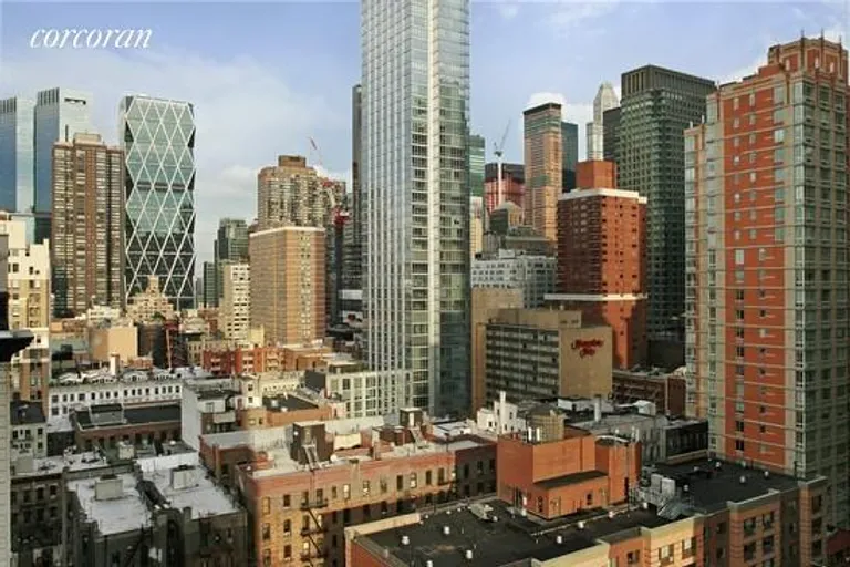 New York City Real Estate | View 350 West 50th Street, 16A | room 1 | View 2