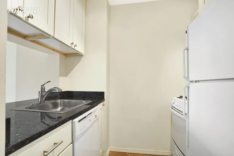 New York City Real Estate | View 350 West 50th Street, 16A | room 2 | View 3