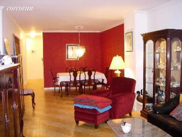 New York City Real Estate | View 170 East 87th Street, E5H | room 1 | View 2