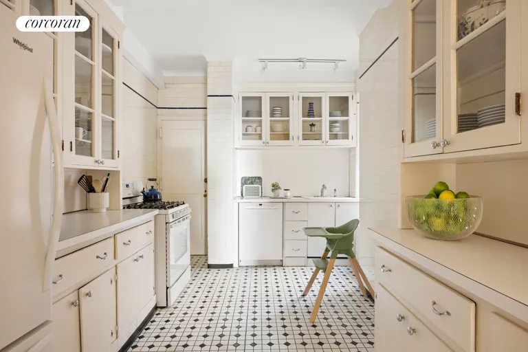 New York City Real Estate | View 35 Prospect Park West, 14C | room 5 | View 6