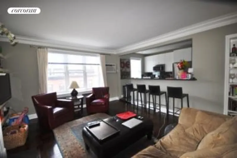 New York City Real Estate | View 10 Monroe Place, 5 | room 4 | View 5