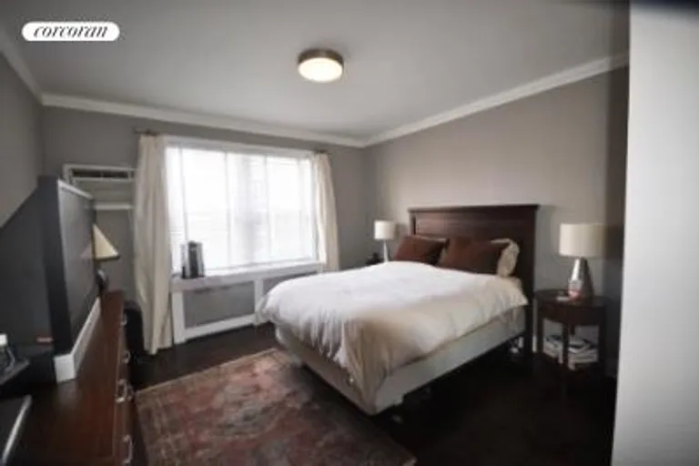 New York City Real Estate | View 10 Monroe Place, 5 | room 8 | View 9